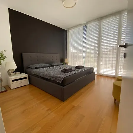 Popp Apartment